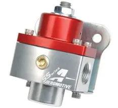 Regulator ciśnienia paliwa Aeromotive SS Carburetor 750HP 3/8" NPT Red - GRUBYGARAGE - Sklep Tuningowy