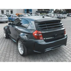 Royal Body Kit BMW E81 Błotnik Lewy Tył największy sklep tuningowy w Polsce!