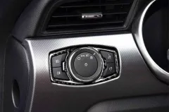 Okleina carbonowa panelu świateł Ford Mustang 15-19 największy sklep tuningowy w Polsce!