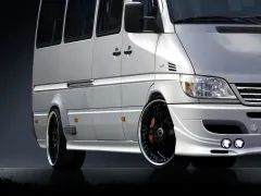 Dokładki Progów Mercedes Sprinter I FL / Volkswagen LT 96-06 - Różne rozmiary (4 Elementy). Dokładka Progów pasuje do wersji na blizniakach. Maxton największy sklep tuningowy w Polsce!
