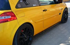 Dokładki Progów Renault Megane RS Mk2 Maxton największy sklep tuningowy w Polsce!