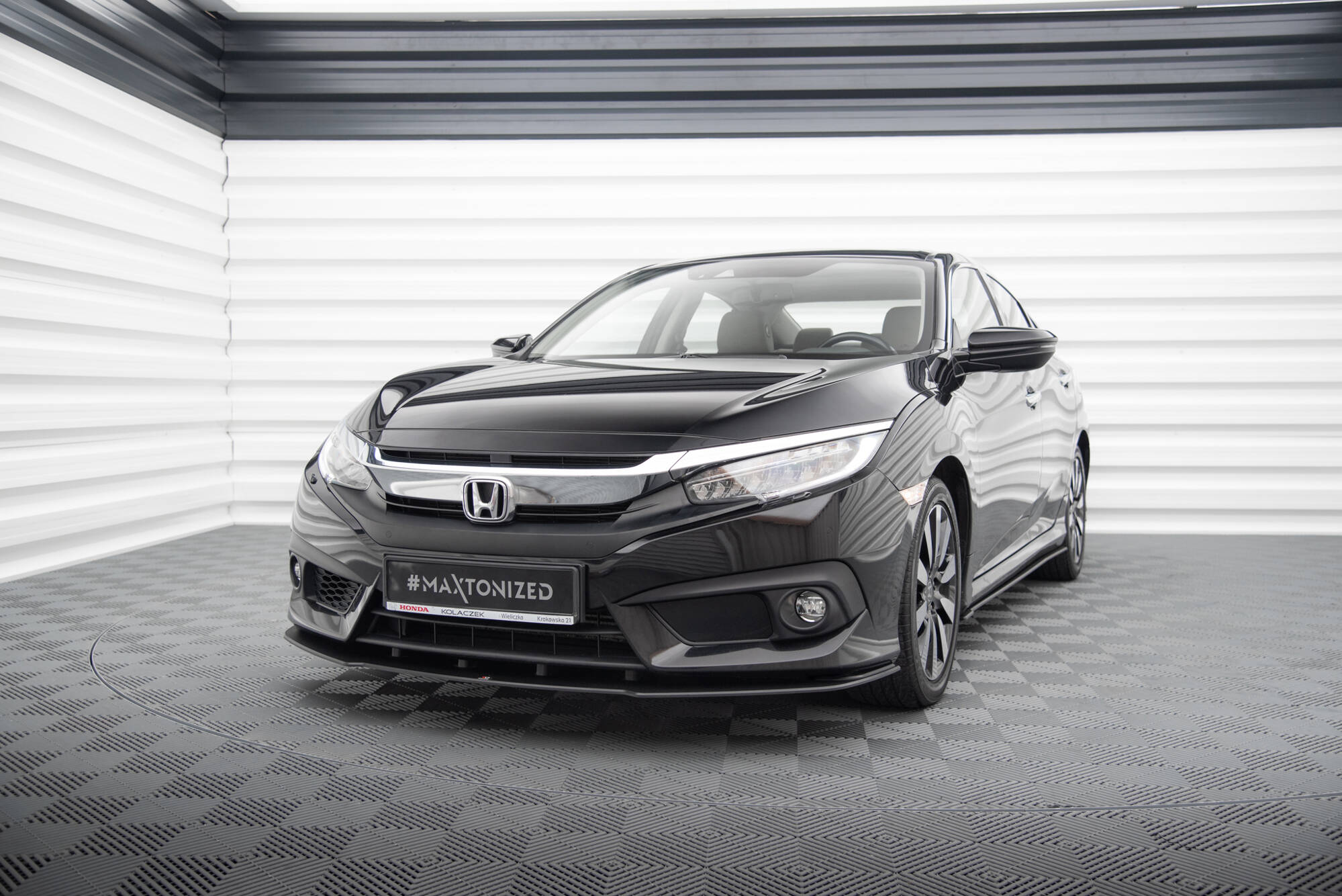 Splitter Przedni Street Pro Honda Civic Sedan Mk10 Maxton największy sklep tuningowy w Polsce!