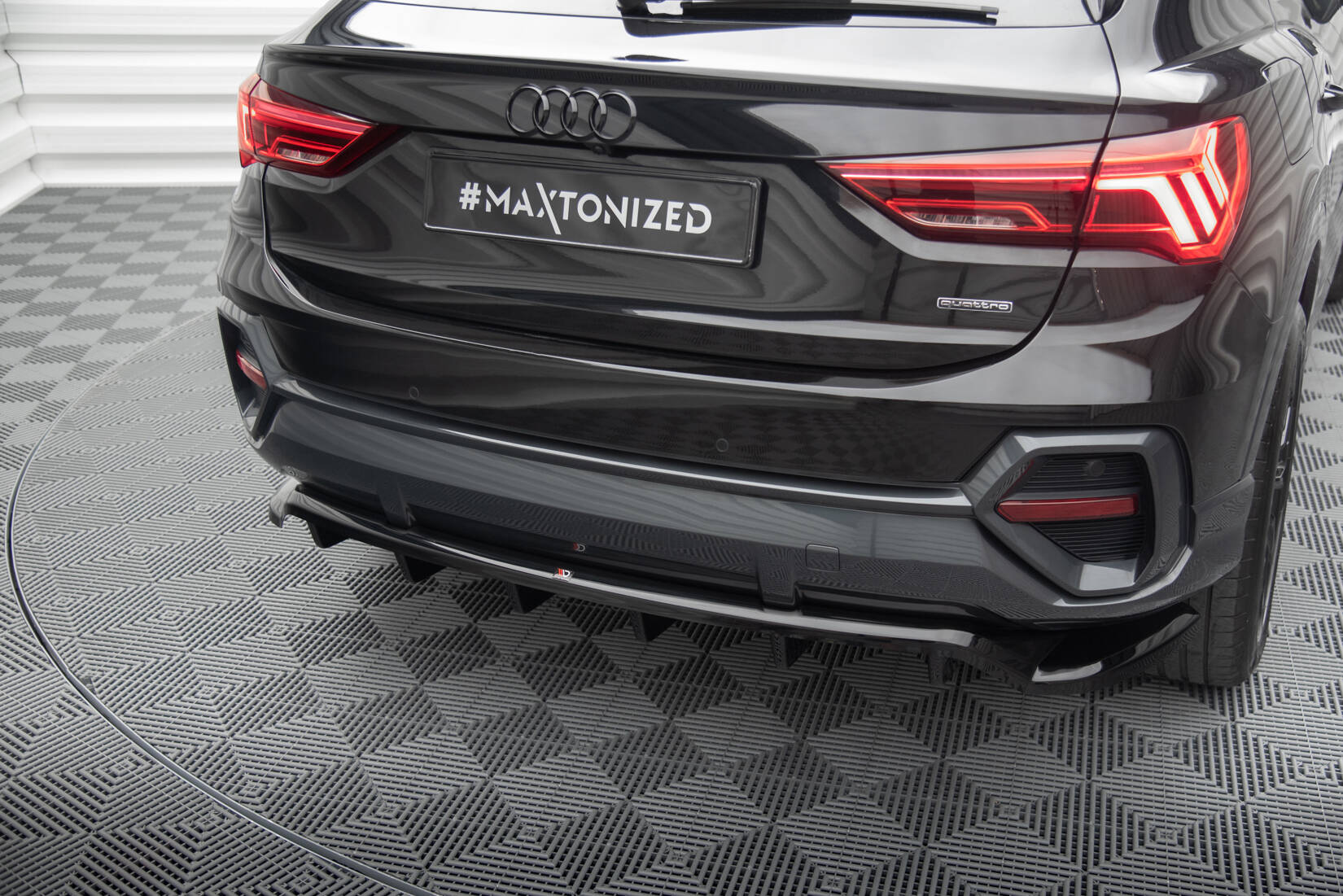 Splitter Tylny (Z Dyfuzorem) Audi Q3 Sportback F3 Maxton największy sklep tuningowy w Polsce!