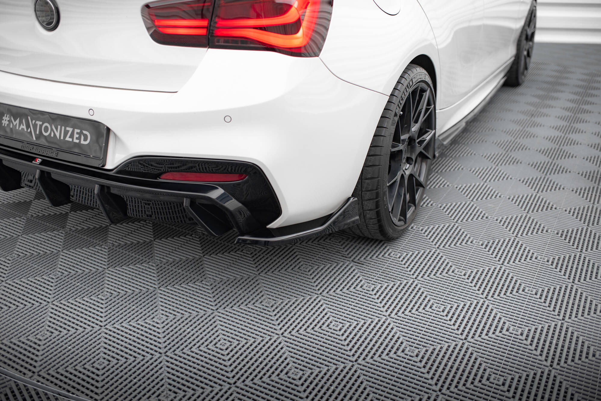 Splittery Tylne Boczne (Do dokładki V.3) BMW 1 M-Pack / M140i F20 Facelift  Maxton największy sklep tuningowy w Polsce!