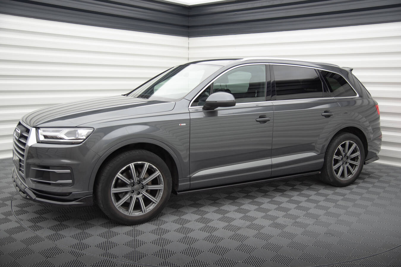 Zestaw Splitterów Audi Q7 Mk2 Maxton największy sklep tuningowy w Polsce!